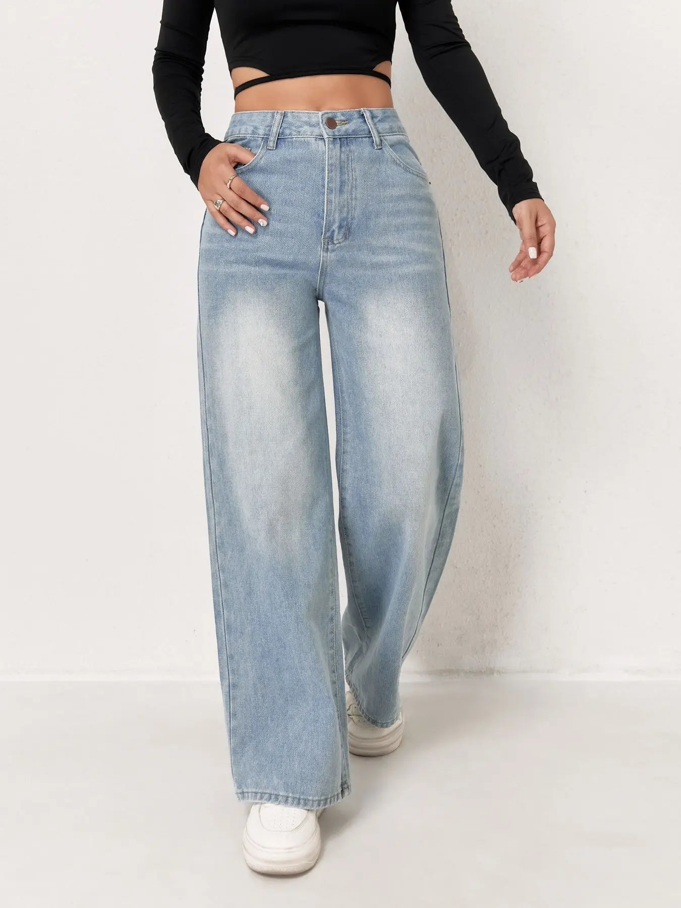 Women's High-Waisted Wide-Leg Jeans – Light Wash Denim Pants