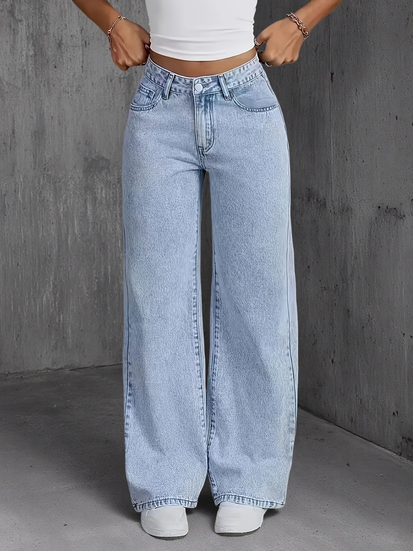 Women's High-Waisted Wide-Leg Jeans – Light Wash Denim Pants