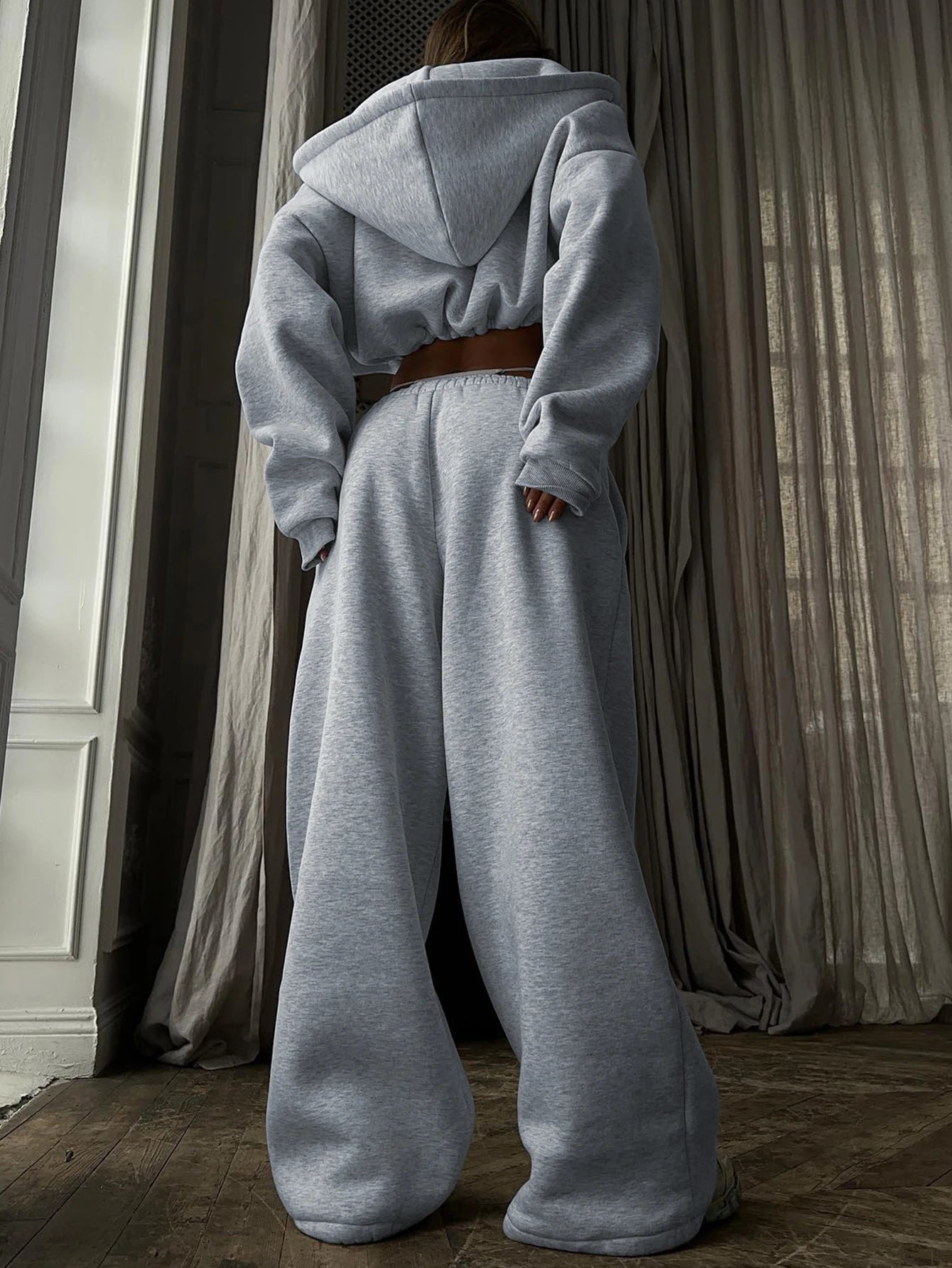 Ladies Fashion Long Sleeve Sportswear Sweatshirt And Trousers Two-Piece Set Autumn Winter Trendy Outfit Casual Comfortable
