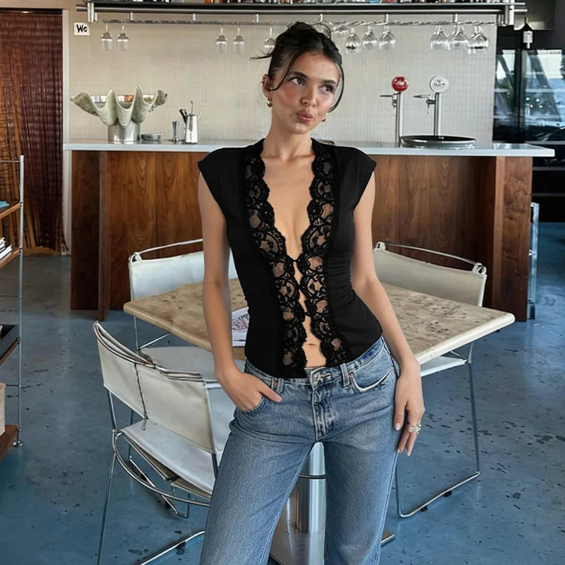 V-neck Sleeveless Top With Lace Sheer Front-buttoned Slim Fit Crop Top Summer Daily Outings Cheap Clothes